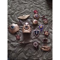 Лот значков