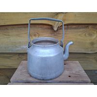 Чайник ссср 1940-х ,по цене дешового современного