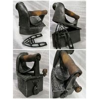 Чугунный утюг, в очень приличном состоянии, размер "6 и  1\2".