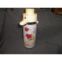 Термос из дружественного Китая 70-х годов.Лот 01.С рубля.