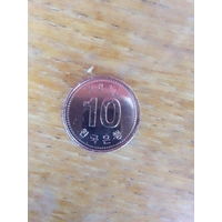 Монеты Ю.Корея 10 вон 2011 г.