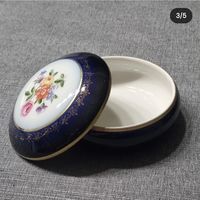 Очень редкая изящная шкатулка из костяного фарфора от Wedgwood