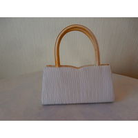 Сумка театральная, помпадурка приобретены в Германии 2 штуки.