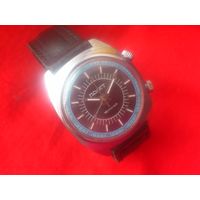 Часы ПОЛЕТ 2612 СИГНАЛ с БУДИЛЬНИКОМ из СССР 1980-х в ДОСТОЙНОМ СОСТОЯНИИ