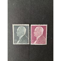 Польша 1938 Полная серия марок "Игнаций Мосьцицкий, польский государственный и политический деятель Президент Польши (1926–1939)" (чистые*, след от наклейки и узкое место) Mi.324-325 каталог 2.50 евро