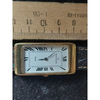 Часы наручные Франция