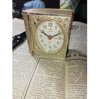 Часы кварцевые 1990х годов .