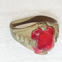 Перстень старинный с крсной вставкой  (3)