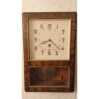 Часы настенные Янтарь