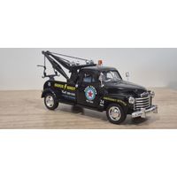 CHEVROLET 3100 WRECKER. Kinsmart