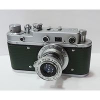 Фотоаппарат "Зоркий - С с объективом Индустар-22" номер 57051433. Зелёный! Исправный. Редкий!!! В очень хорошем состоянии.