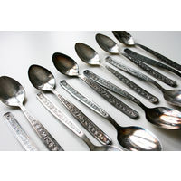 Комплект из 12 посеребренных чайных ложек с растительным декором, МНЦ 15-20, Бакинский завод обработки цветных металлов, 1989 г.