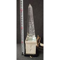 Светильник ночник Кремль (высота 33 см). СССР