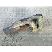 Замок двери передней правой Mitsubishi Carisma