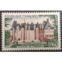 Франция.1968г. Mi1624**. 500- летие замка Ланже.