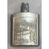 Оловянная фляга Wortzlsa - Desiga Stuttgart. Германия. 10 х 14 см