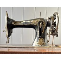 Старинная швейная машина SCJ.