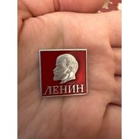 Ленин значок