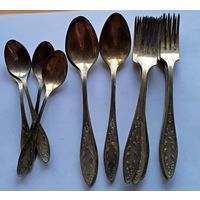 Ложки, вилки мельхиор 18 шт.. СССР