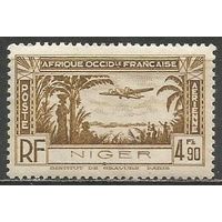 Французский Нигер. Авиа. Самолёт над живописным ландшафтом. 1940г. Mi#97.