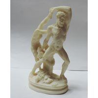 Статуэтка "Геракл и Лихас" 50-60-е годы Европа. Высота 14 см. Карболит.