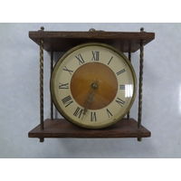 Часы Весна.