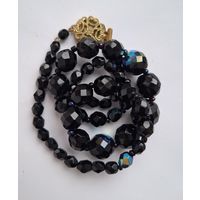 Бусы. Карнавальное стекло. Шарики. Огранка. Сияют. Застёжка. 50-е годы, Чехословакия