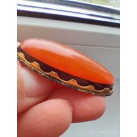 Старенькая янтарная брошь ссср