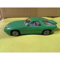 Модель авто Porsche 928 1/43