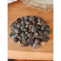 Более 140 шт. пуговиц.