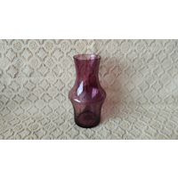 Ваза из аметистового стекла СССР