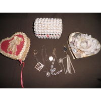 Шкатулки 3 шт,ракушки,соломка и бижутерия,времён СССР.С рубля.