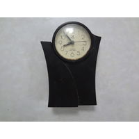 Будильник PEARL.