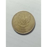 Индонезия 500 рупий 2000 года .