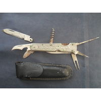 Ножик перочинный с чехлом.В ремонт.С рубля.