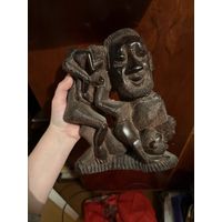 Африканская статуэтка из дерева