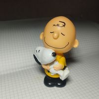 Макдональдс 2015 Чарли Брауна и Снупи Вьетнам