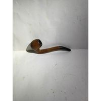 Старинная курительная трубка.