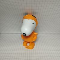 Макдональдс 2019 Снупи Космонавт заводная