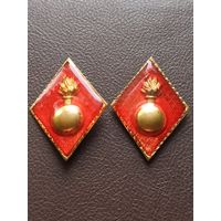 Эмблемы Петлицы Артиллерийских войск Франкистская Испания, времена Франсиско Франко. ЭМАЛЬ / ЛАТУНЬ.