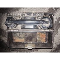 Телефон военный