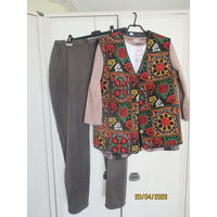 Жилет.Лонгслив.Брюки. Все отличного качества р.54-56