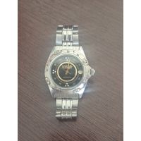 Часы восток. Идут. Мастер сказал отсутвствует автоподзавот .