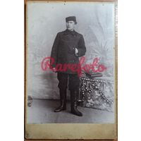 1910-е Кабинет-портрет юноша студийное фото ретро