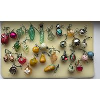 Ёлочные игрушки малютка, стекло.