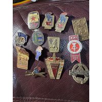 Значки.гдр.цена за все.