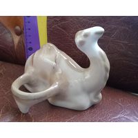 С РУБЛЯ. Фарфоровый верблюд из СССР.