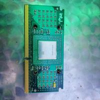 Процессор Intel Celeron SEPP (Single Edge Processor Package) для разъема Slot 1.