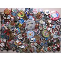 Значки ассорти, 150 штук, без повторов, все разные.