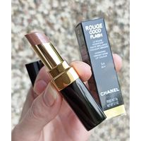 Помада Chanel Rouge Coco Flash в оттенке 54 Boy